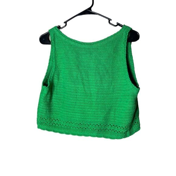Women’s Green Crochet Sleeveless Crop Top - Picture 4 of 4